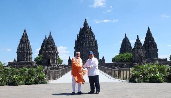 Ramayana carvings at Prambanan Temple showing Hindu heritage in Indonesia